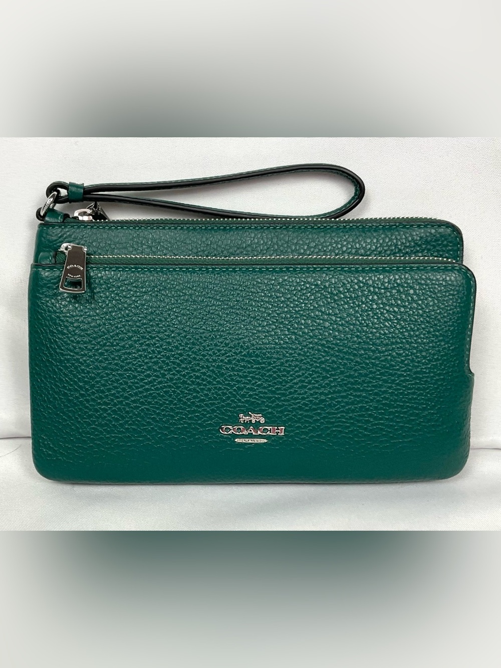 COACH Emerald Green Pebbled Leather Wallet Double Zip Wristlet CU919 NWT